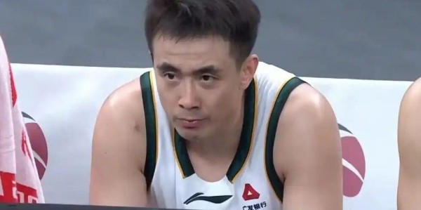 华体会体育app下载-辽篮被传更衣室闹翻，赵继伟深夜连发2文撕破脸，弗格打脸管理层
